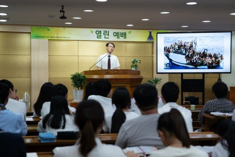 [교회 행사]  ‘하나님이 찾으시는 사람들에게 열린 예배’